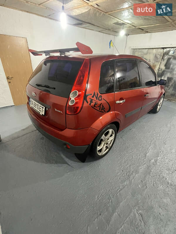 Хэтчбек Ford Fiesta 2006 в Знаменке фото 8 Хэтчбек Ford Fiesta 2006 в Знаменке