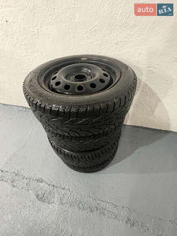 Хэтчбек Ford Fiesta 2006 в Знаменке фото 16 Хэтчбек Ford Fiesta 2006 в Знаменке