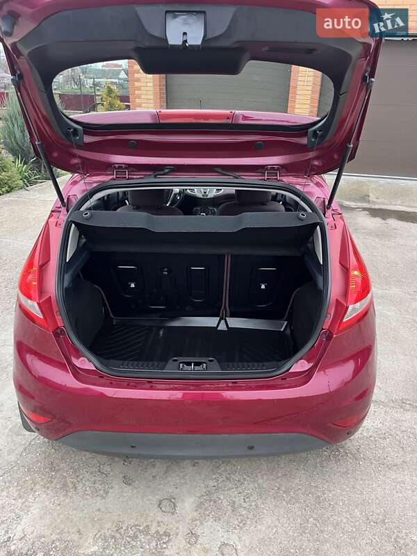 Хэтчбек Ford Fiesta 2010 в Фастове