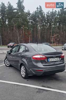 Седан Ford Fiesta 2019 в Глевасі