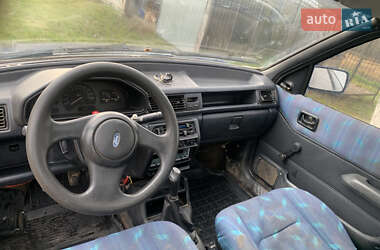 Хетчбек Ford Fiesta 1992 в Буді