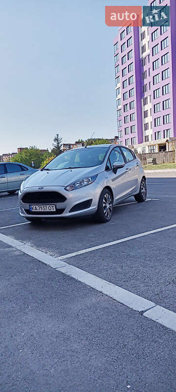 Хэтчбек Ford Fiesta 2016 в Умани