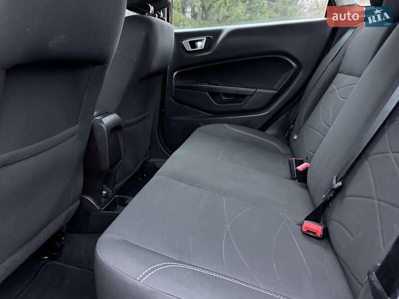Седан Ford Fiesta 2014 в Ровно фото 45 Седан Ford Fiesta 2014 в Ровно