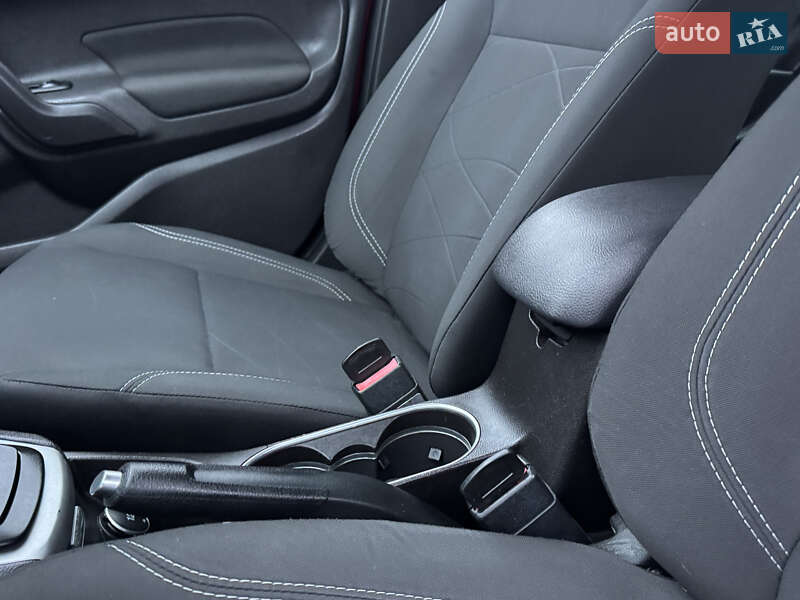 Седан Ford Fiesta 2014 в Ровно фото 61 Седан Ford Fiesta 2014 в Ровно