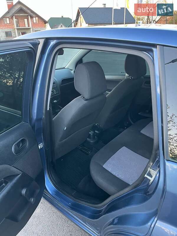 Хетчбек Ford Fiesta 2006 в Судовій Вишні фото 5 Хетчбек Ford Fiesta 2006 в Судовій Вишні