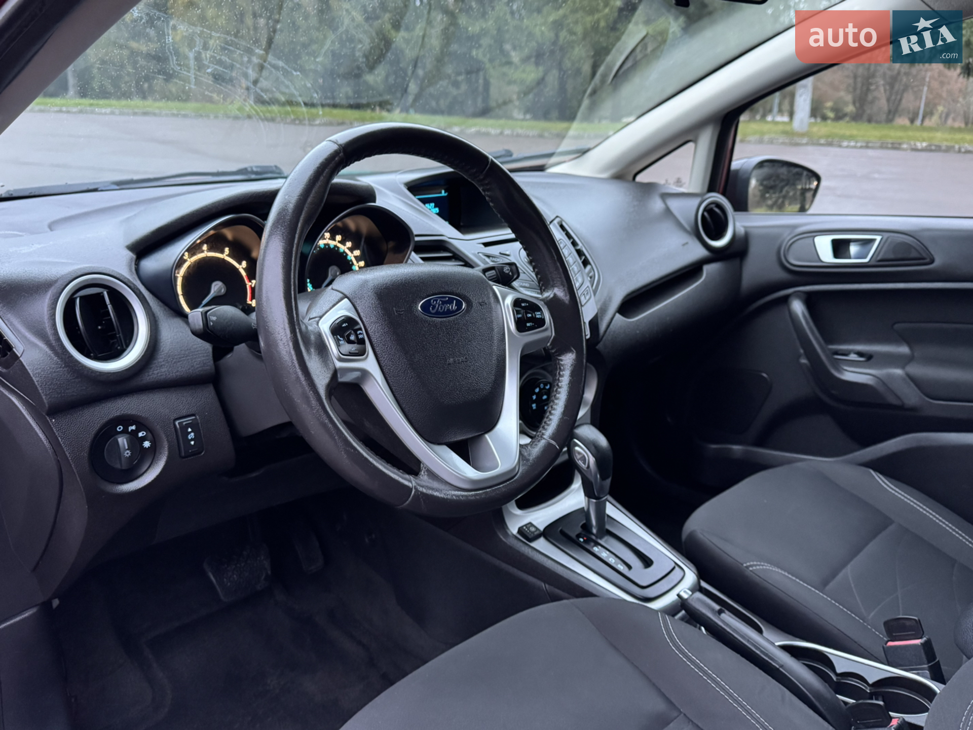 2014 Ford Fiesta - мініатюра 35