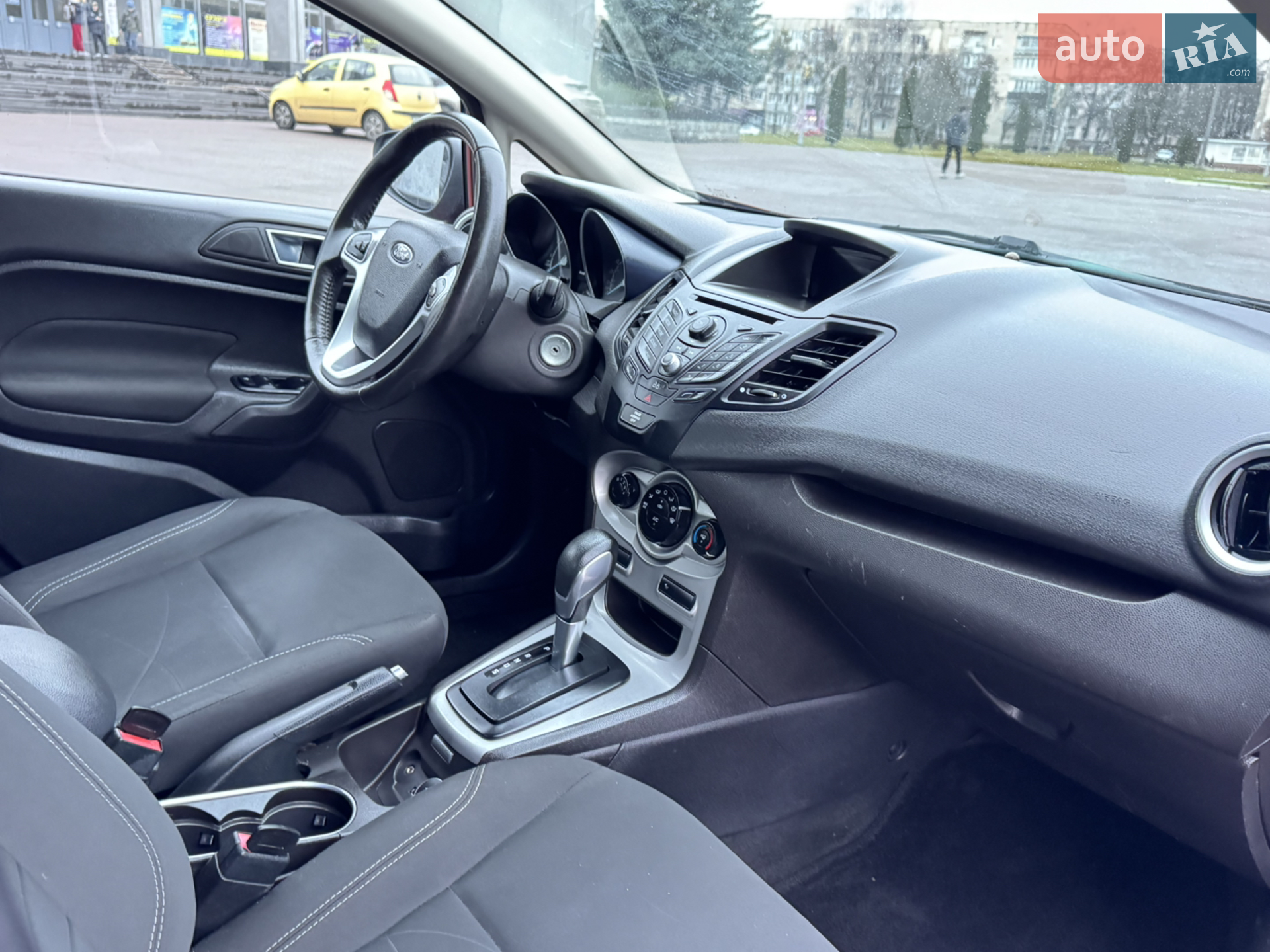 2014 Ford Fiesta - мініатюра 47
