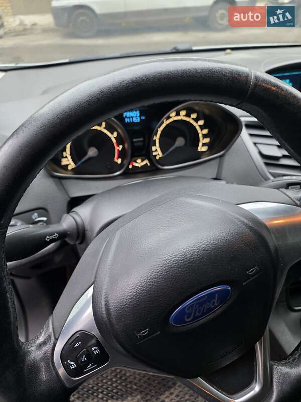 Хетчбек Ford Fiesta 2014 в Києві фото 5 Хетчбек Ford Fiesta 2014 в Києві