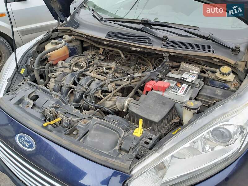 Седан Ford Fiesta 2015 в Харкові