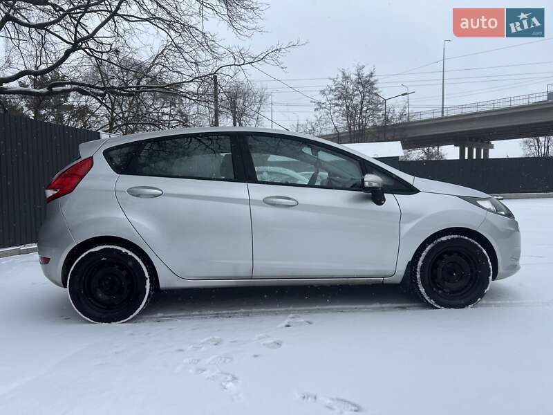 Хэтчбек Ford Fiesta 2011 в Броварах фото 4 Хэтчбек Ford Fiesta 2011 в Броварах