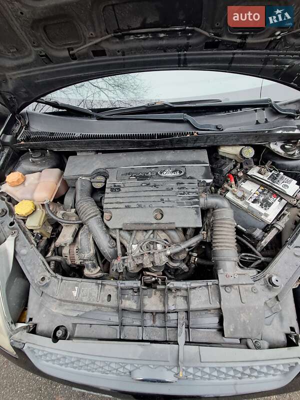 Хэтчбек Ford Fiesta 2006 в Киеве
