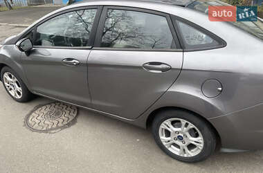 Седан Ford Fiesta 2013 в Киеве