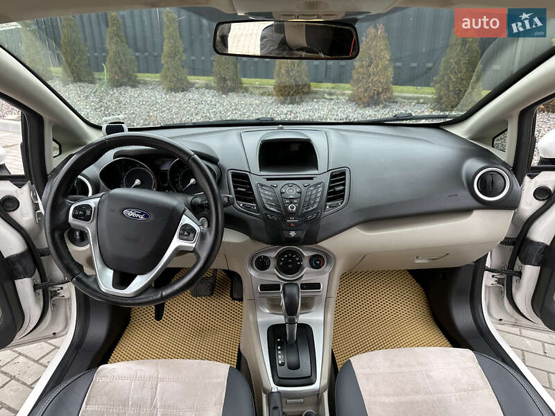 Седан Ford Fiesta 2016 в Тернополе
