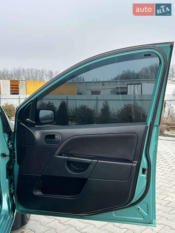 Хэтчбек Ford Fiesta 2007 в Вапнярке