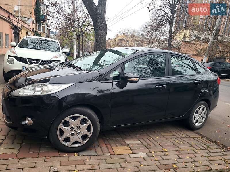Седан Ford Fiesta 2012 в Одессе