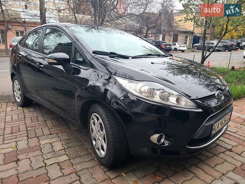 Седан Ford Fiesta 2012 в Одессе