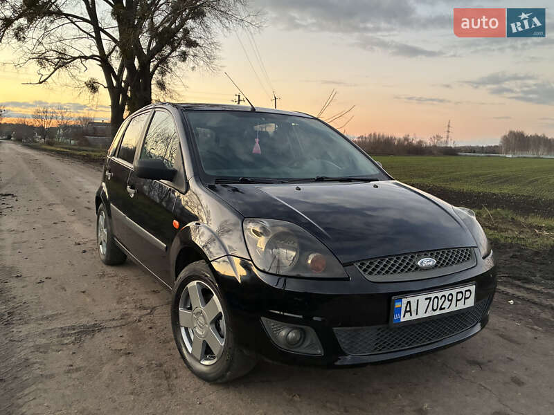 Хетчбек Ford Fiesta 2008 в Фастові