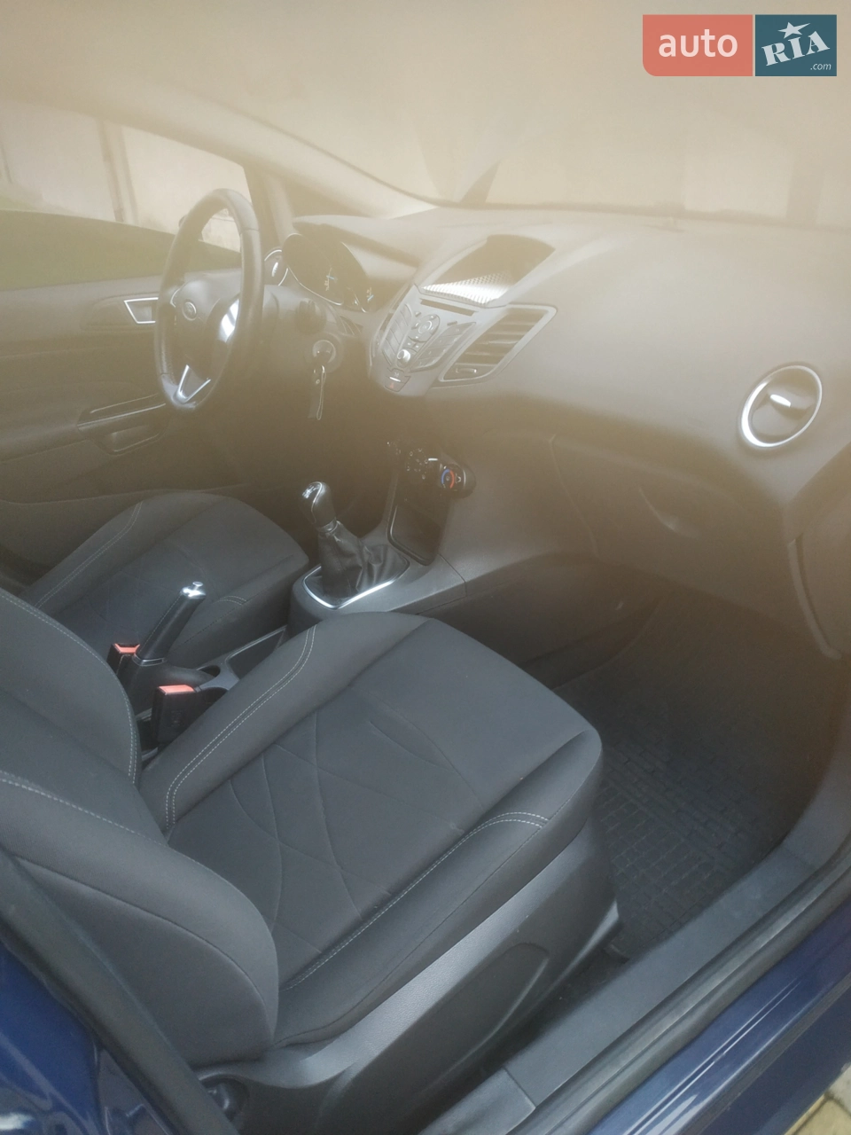 2015 Ford Fiesta - мініатюра 18