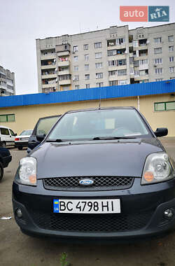 Хэтчбек Ford Fiesta 2008 в Львове