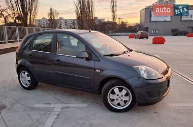 Хэтчбек Ford Fiesta 2008 в Киеве