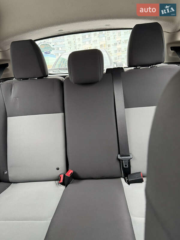 Хэтчбек Ford Fiesta 2015 в Черкассах фото 8 Хэтчбек Ford Fiesta 2015 в Черкассах