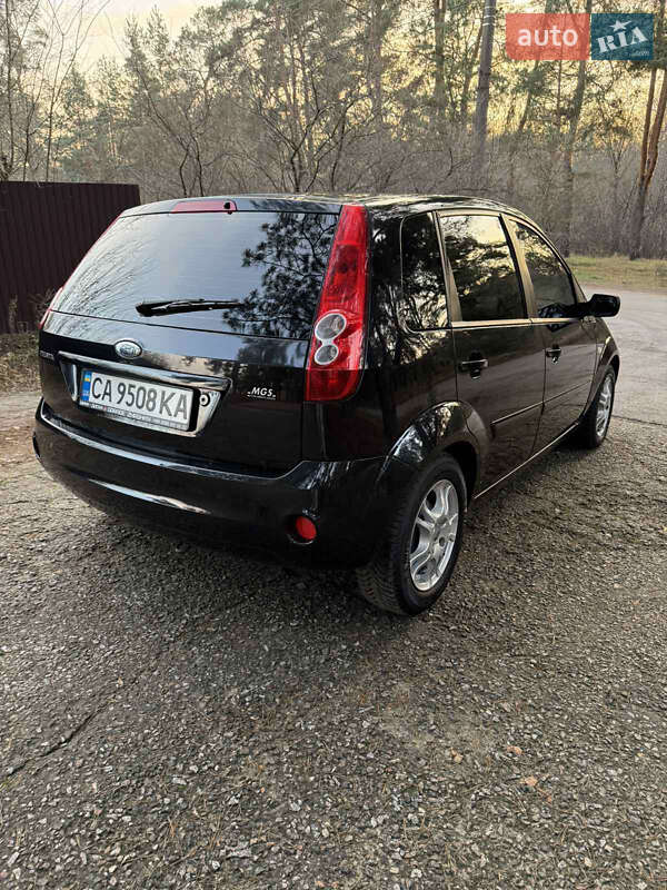 Хетчбек Ford Fiesta 2007 в Києві