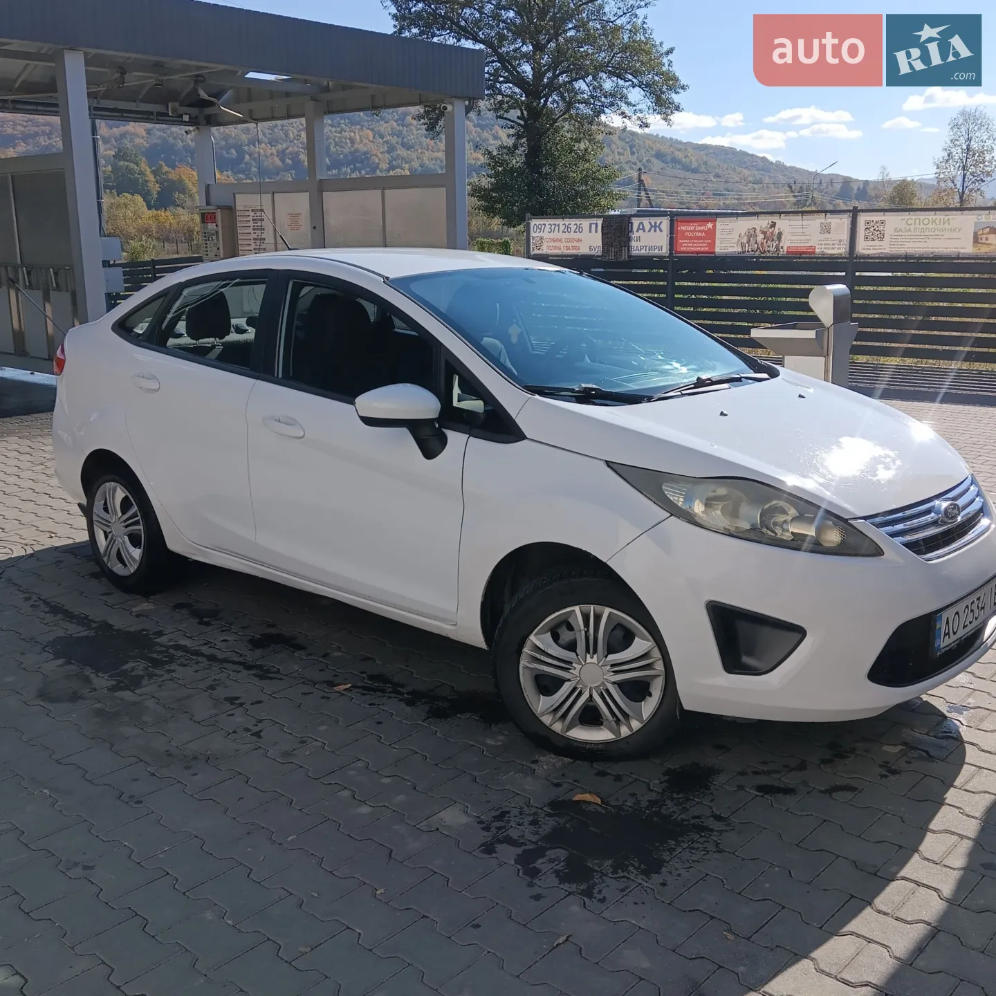 2012 Ford Fiesta - мініатюра 2