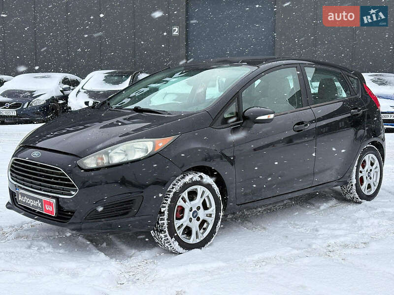 Хетчбек Ford Fiesta 2016 в Львові