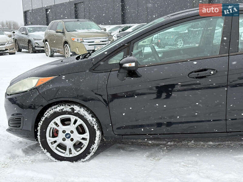 Хетчбек Ford Fiesta 2016 в Львові