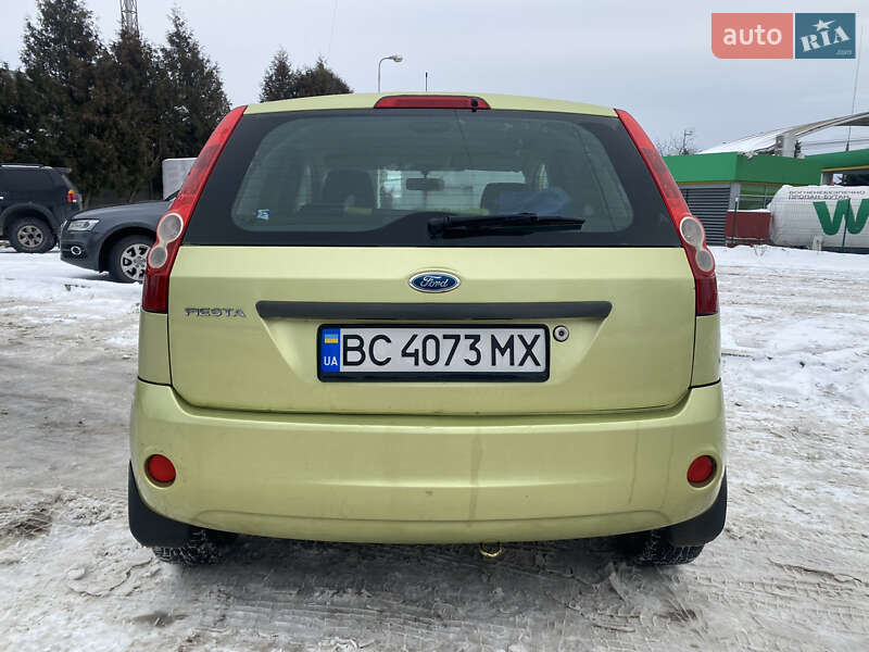 Хэтчбек Ford Fiesta 2007 в Львове