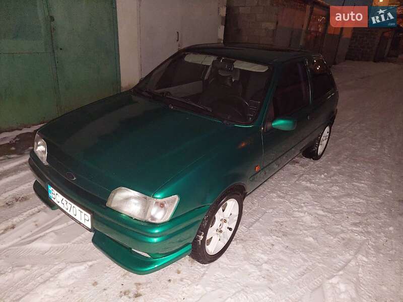Хэтчбек Ford Fiesta 1993 в Львове