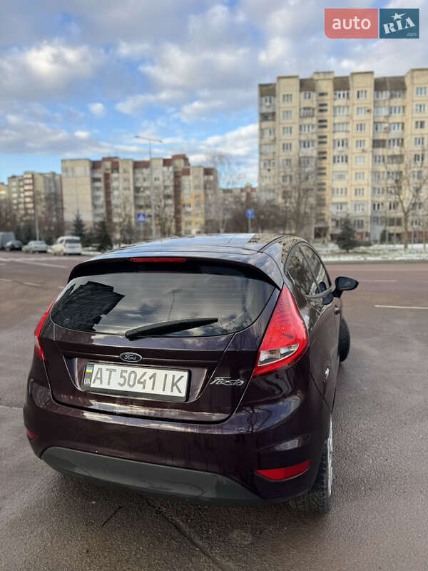 Хэтчбек Ford Fiesta 2009 в Ивано-Франковске