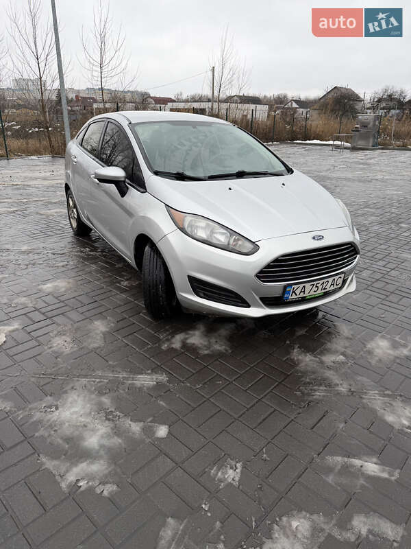 Седан Ford Fiesta 2017 в Днепре