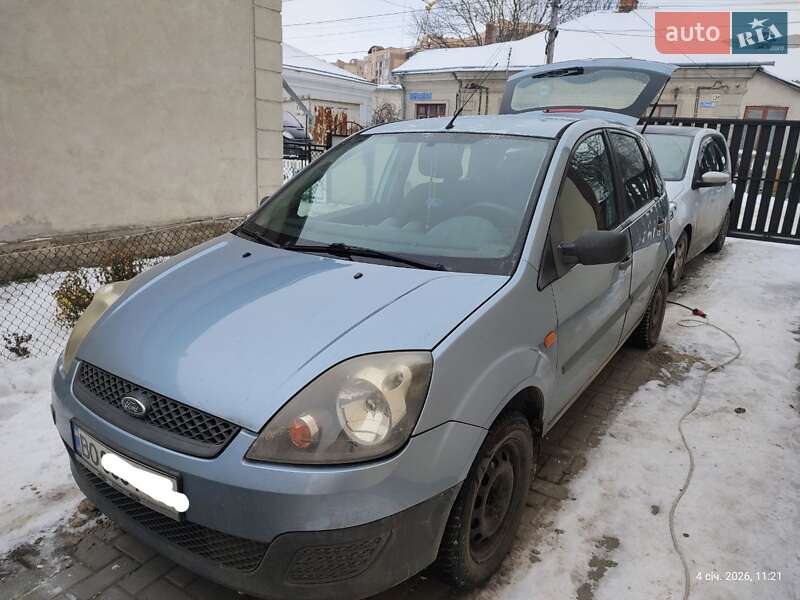 Хэтчбек Ford Fiesta 2006 в Тернополе фото Хэтчбек Ford Fiesta 2006 в Тернополе