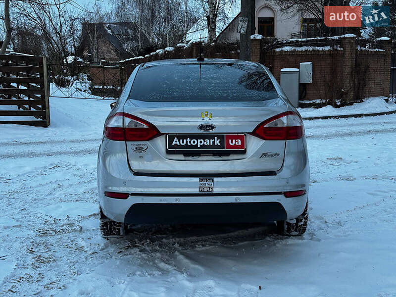 Седан Ford Fiesta 2016 в Киеве фото 8 Седан Ford Fiesta 2016 в Киеве