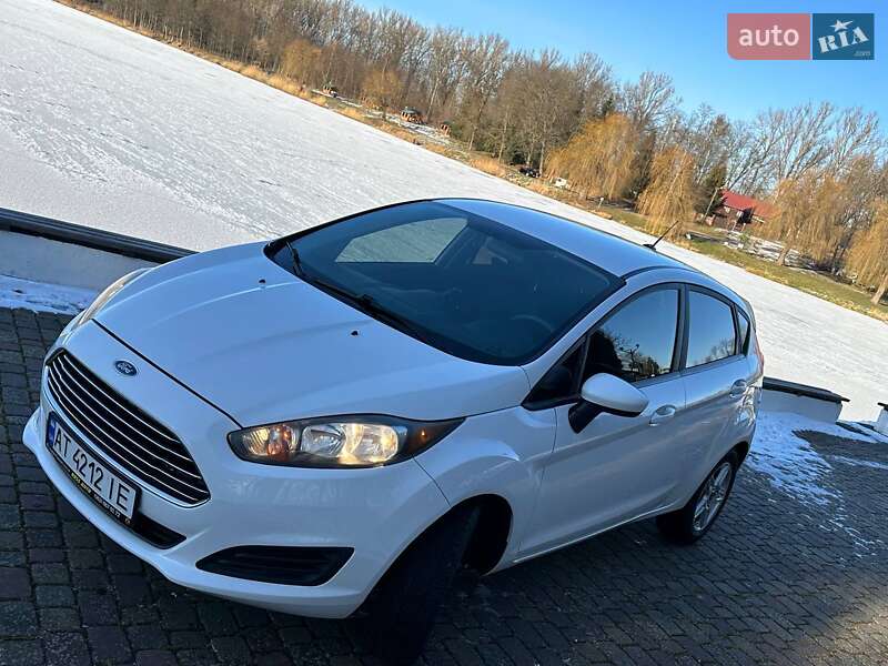 Хетчбек Ford Fiesta 2018 в Івано-Франківську