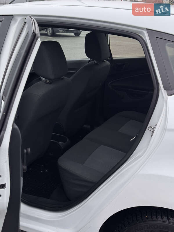 Хетчбек Ford Fiesta 2011 в Запоріжжі фото 10 Хетчбек Ford Fiesta 2011 в Запоріжжі