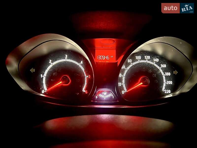 Хэтчбек Ford Fiesta 2010 в Ивано-Франковске