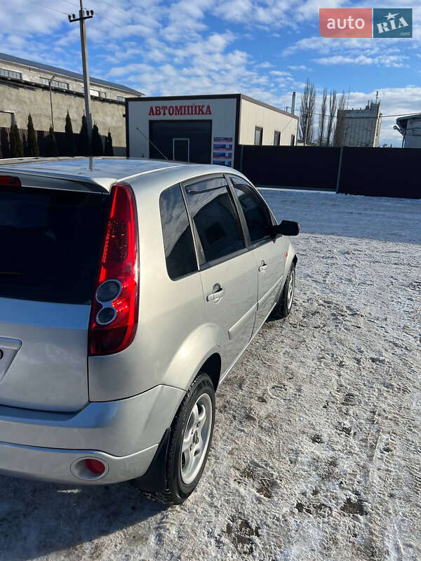 Хэтчбек Ford Fiesta 2006 в Тернополе