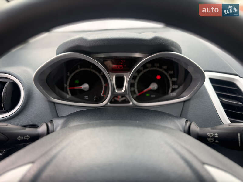 Хэтчбек Ford Fiesta 2010 в Виннице