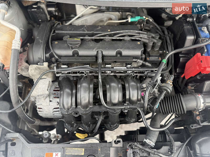 Хэтчбек Ford Fiesta 2010 в Виннице