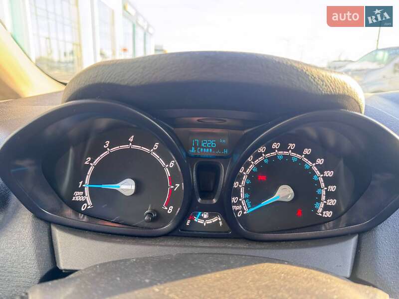 Седан Ford Fiesta 2014 в Львове фото 13 Седан Ford Fiesta 2014 в Львове