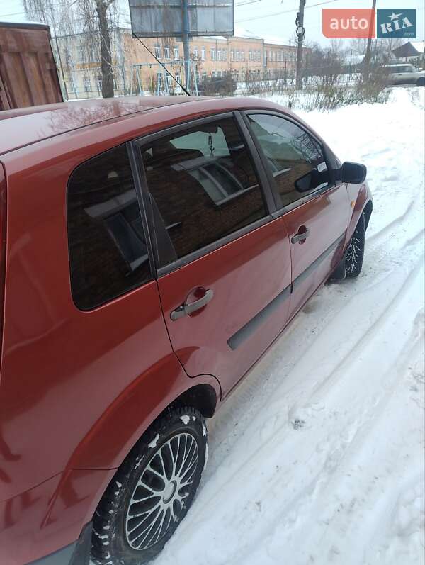 Хэтчбек Ford Fiesta 2007 в Шепетовке
