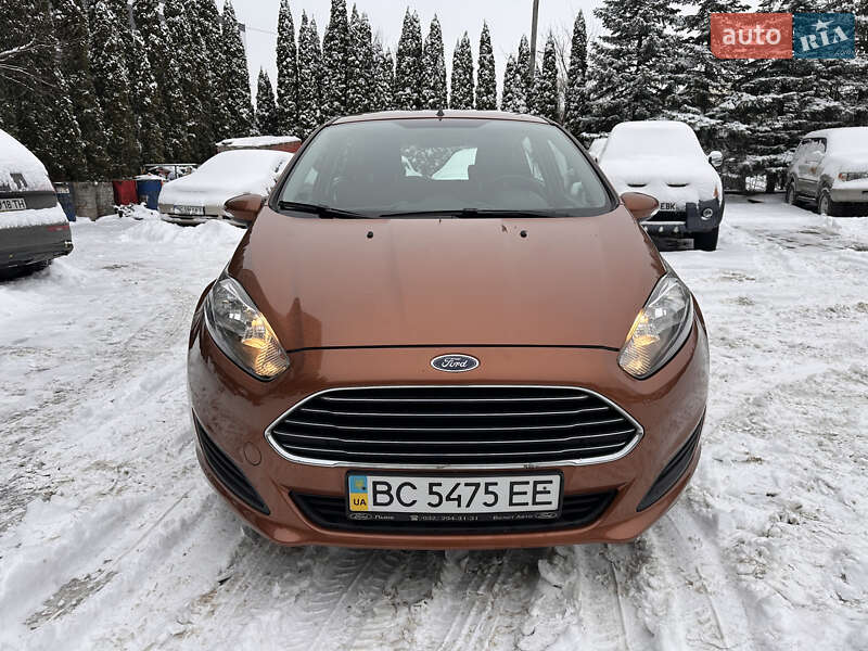 Хэтчбек Ford Fiesta 2013 в Львове