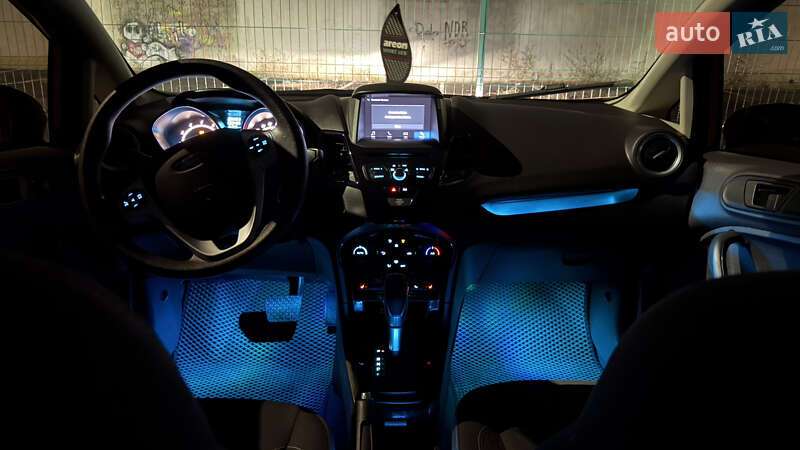 Седан Ford Fiesta 2016 в Миколаєві