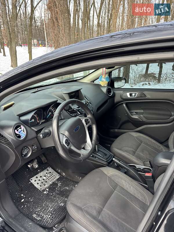 Седан Ford Fiesta 2014 в Києві