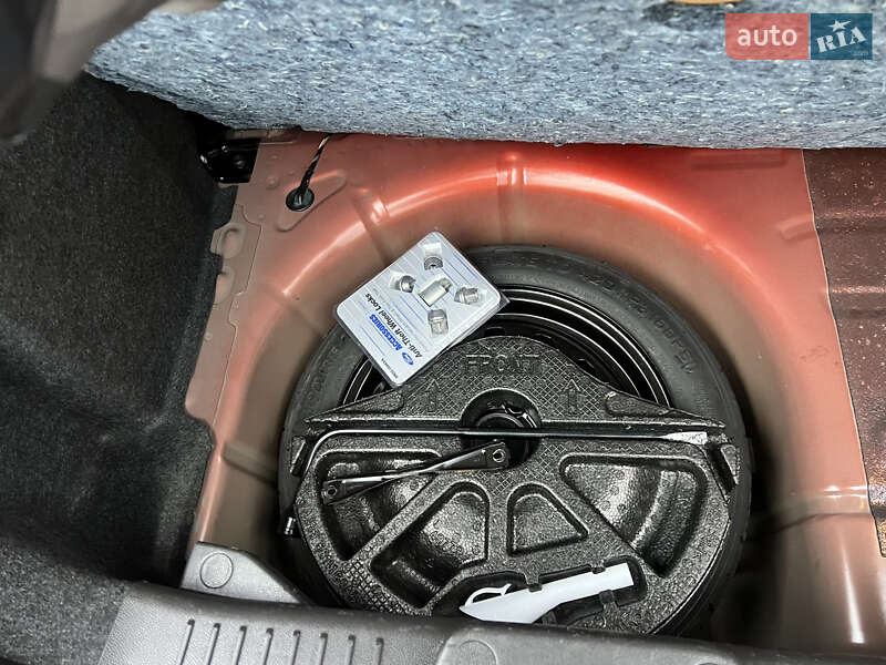 Хэтчбек Ford Fiesta 2018 в Киеве