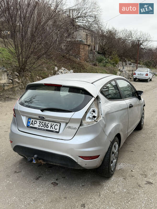 Хетчбек Ford Fiesta 2014 в Запоріжжі