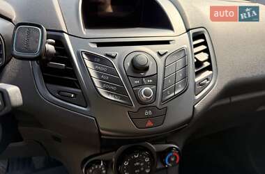 Хэтчбек Ford Fiesta 2013 в Киеве