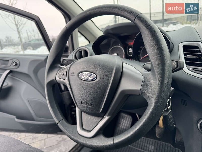 Хэтчбек Ford Fiesta 2010 в Мукачево фото 18 Хэтчбек Ford Fiesta 2010 в Мукачево